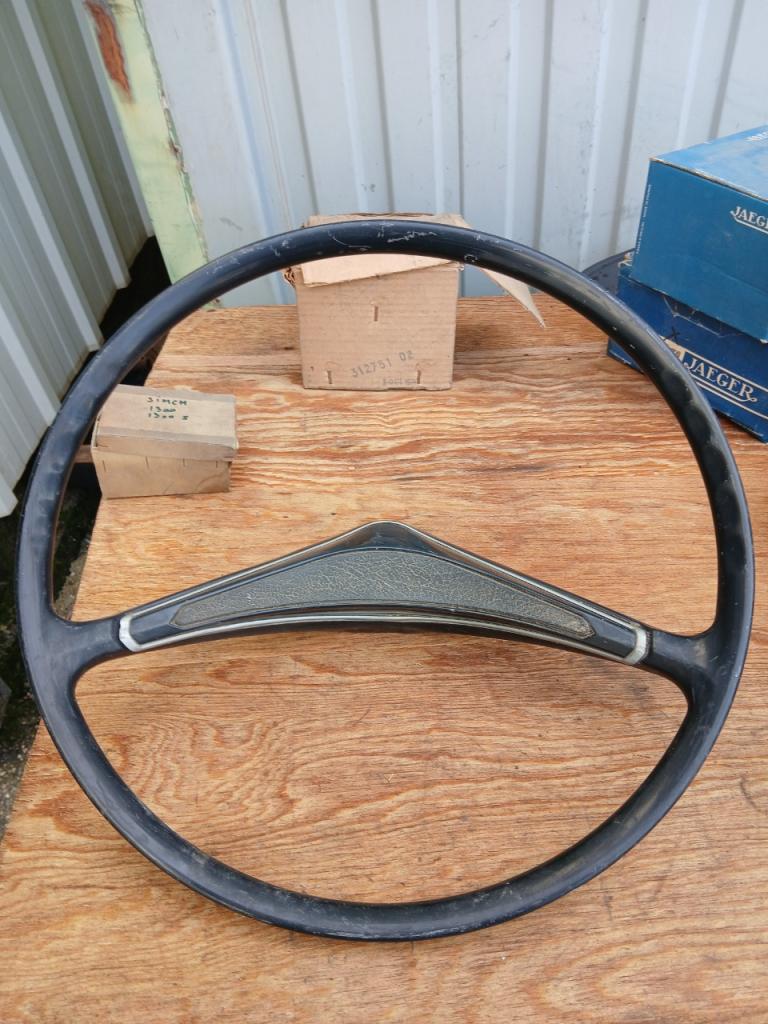 Volant RENAULT 16 (R16) LesAnciennes.com