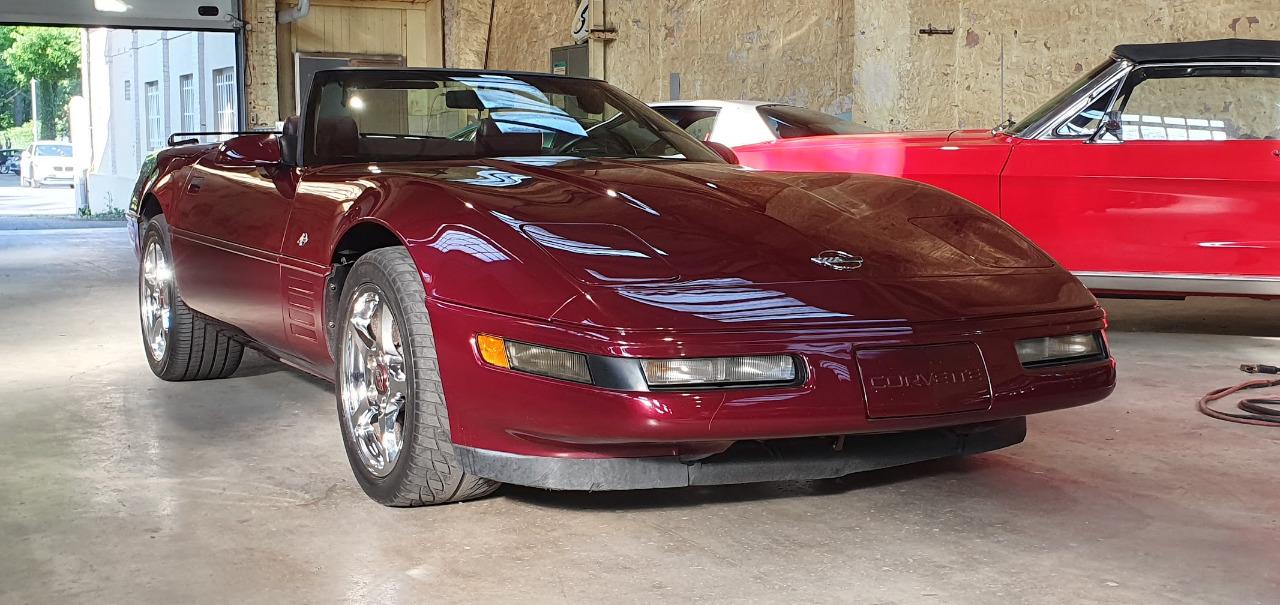 CHEVROLET Corvette C4 "40th Anniversary - 1993 LesAnciennes.com