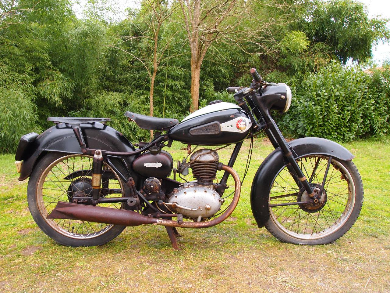 MAGNAT DEBON M4 M4TMS - 1956 LesAnciennes.com