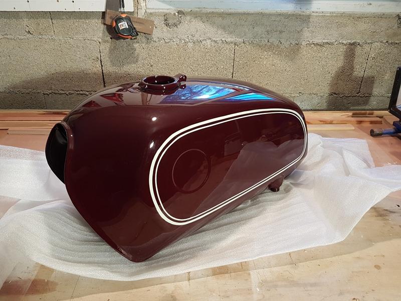 Réservoir 17 litres + garde-boues Bmw /5 ou /6 etc LesAnciennes.com