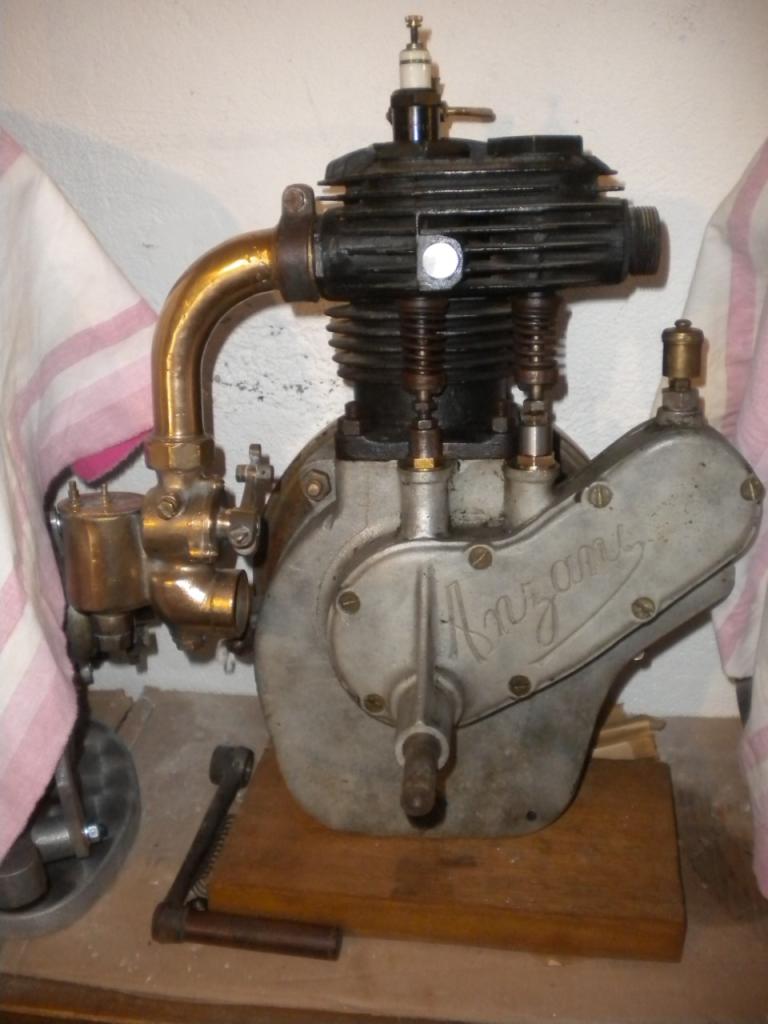 Une magnéto pour moteur ANZANI 500 LAT LesAnciennes.com