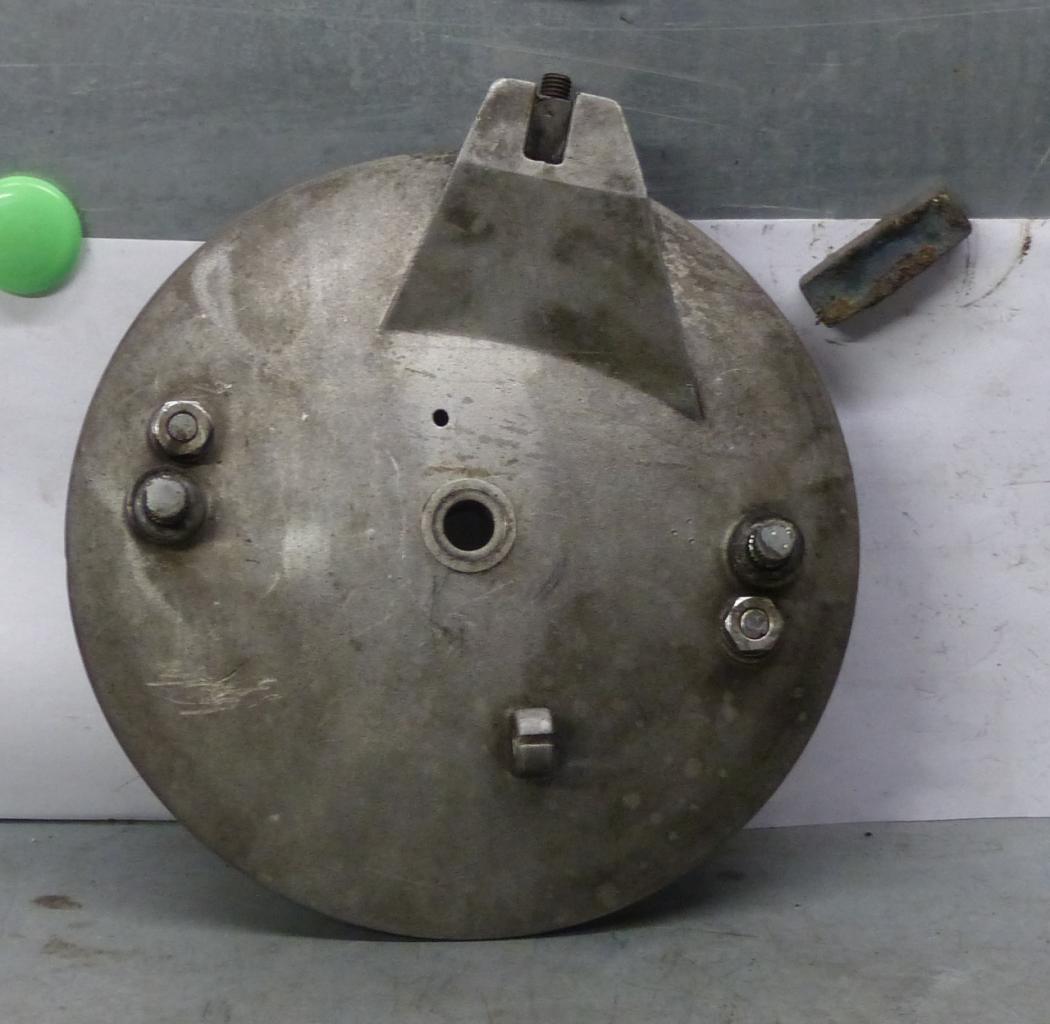 Flasque frein AV GUZZI V7 /V7 Special LesAnciennes.com