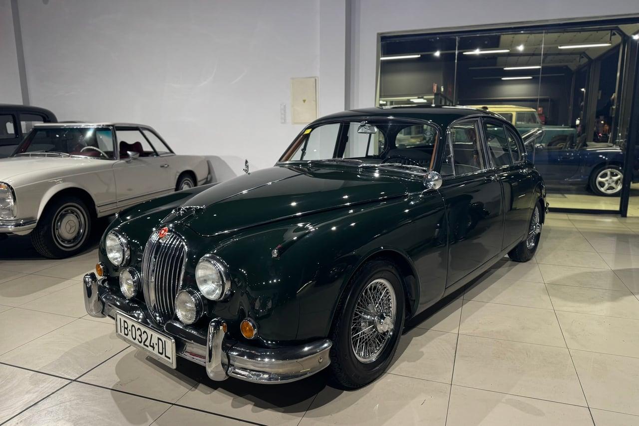1962 Jaguar Mark2 3.4 MOD LesAnciennes.com
