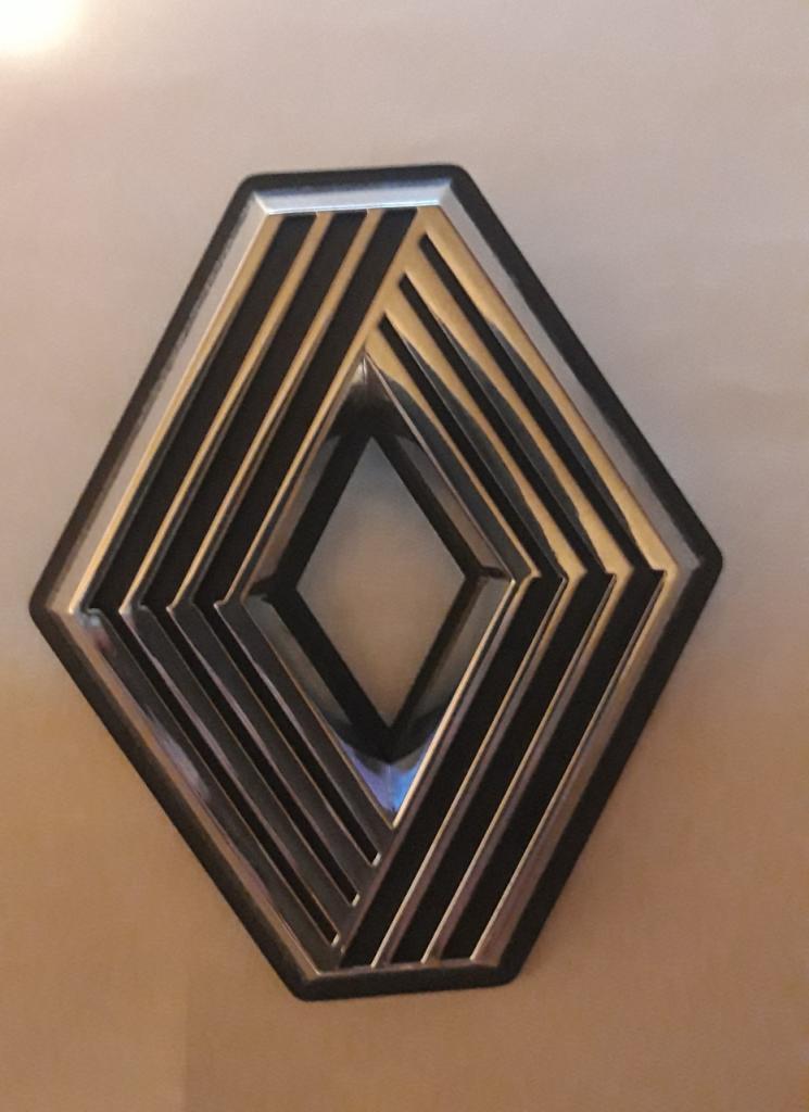 Logo RENAULT RENAULT LesAnciennes.com