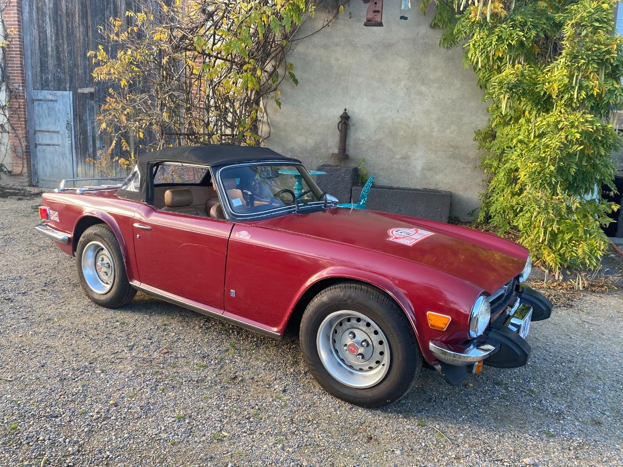 TRIUMPH TR6 - 1976 LesAnciennes.com