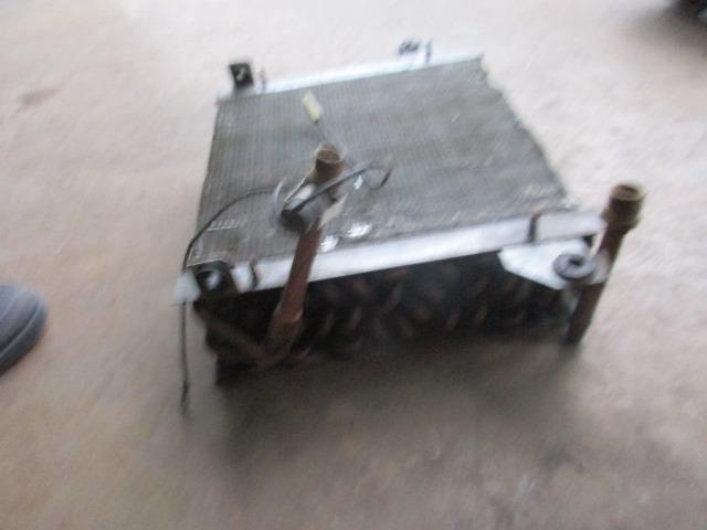 Condenseur de climatisation Ferrari Mondial 3.2 qv LesAnciennes.com