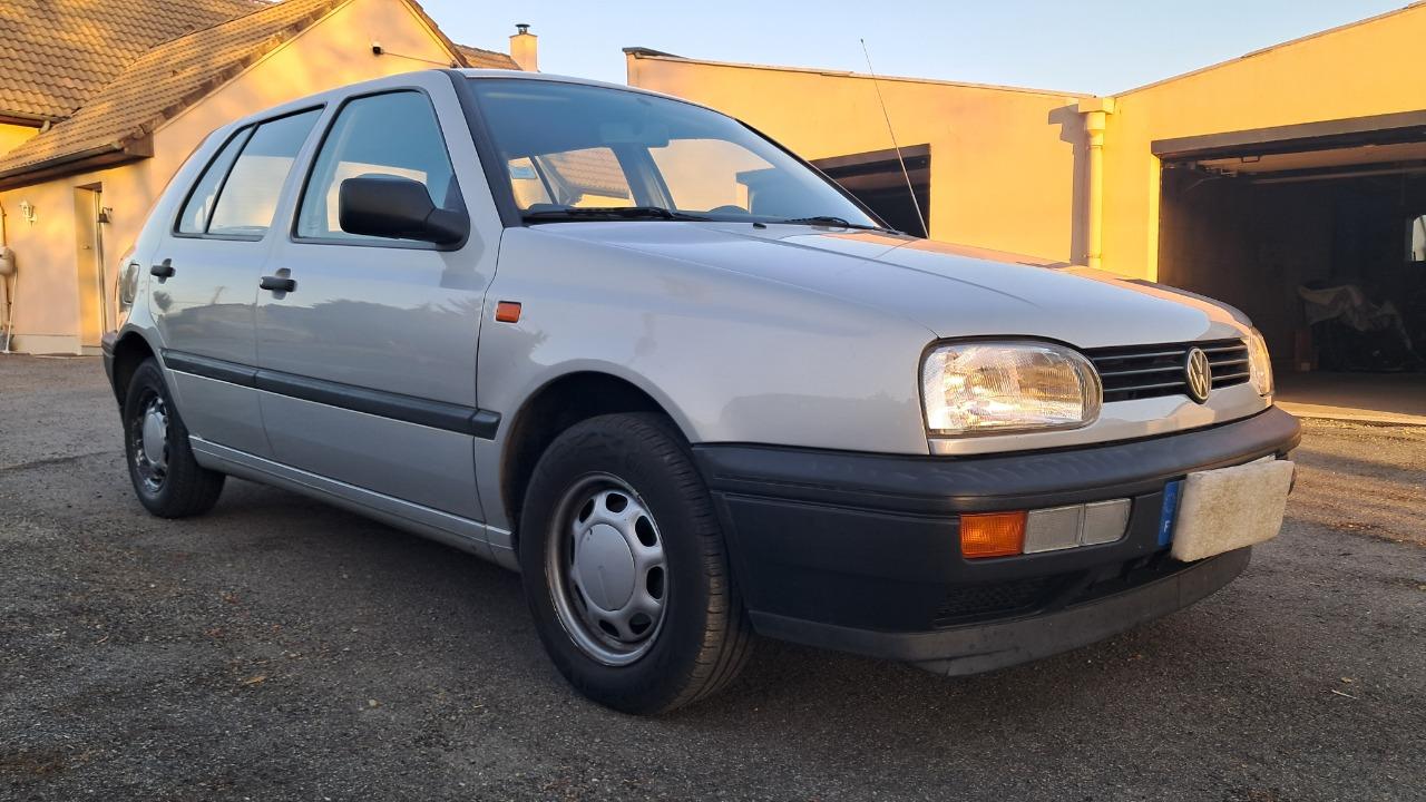 VOLKSWAGEN Golf - 1994 LesAnciennes.com
