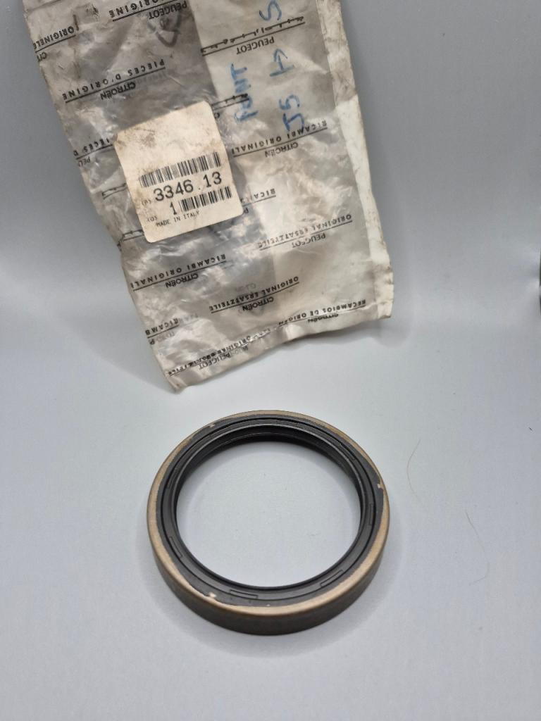 Joint Moyeu de Roue PEUGEOT J5 LesAnciennes.com