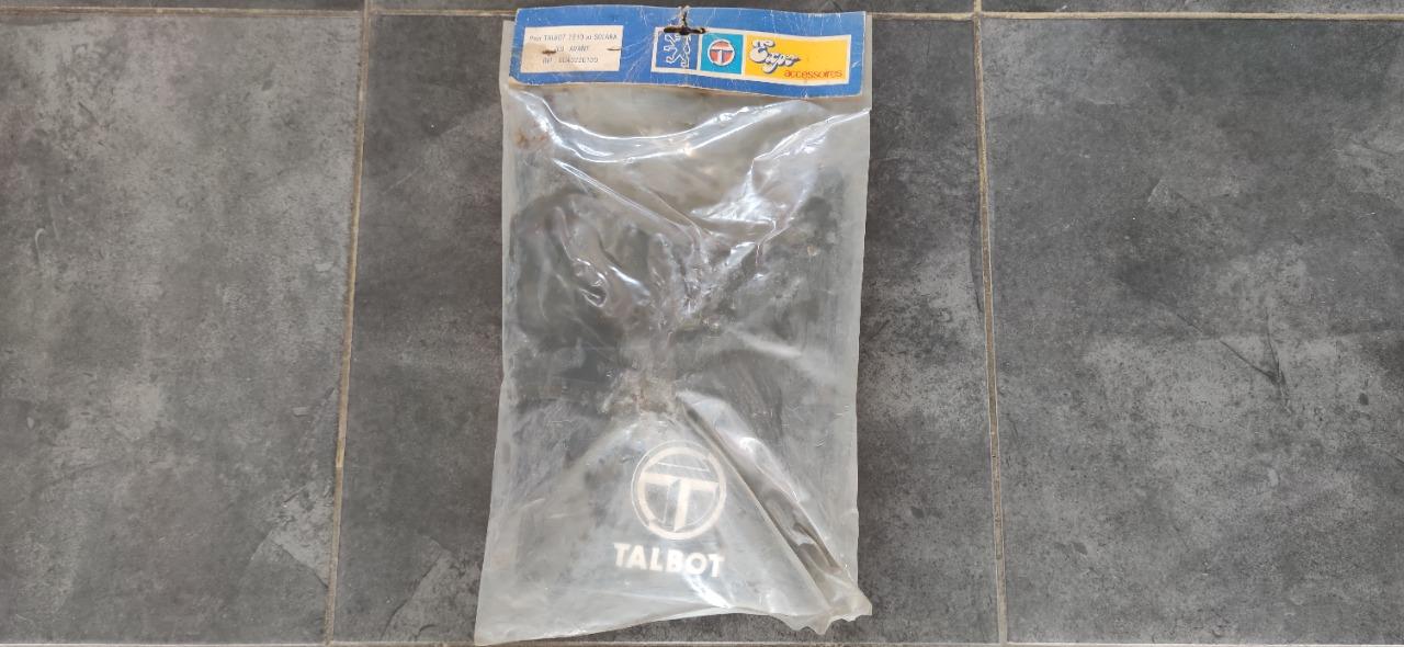 Bavettes avant TALBOT 1510 SOLARA LesAnciennes.com