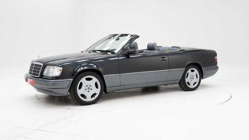 MERCEDES-BENZ 220 E - 1994 LesAnciennes.com