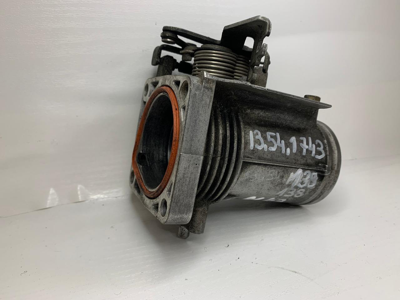 Carter de volet départ BMW E 36/34 316/318/518i LesAnciennes.com