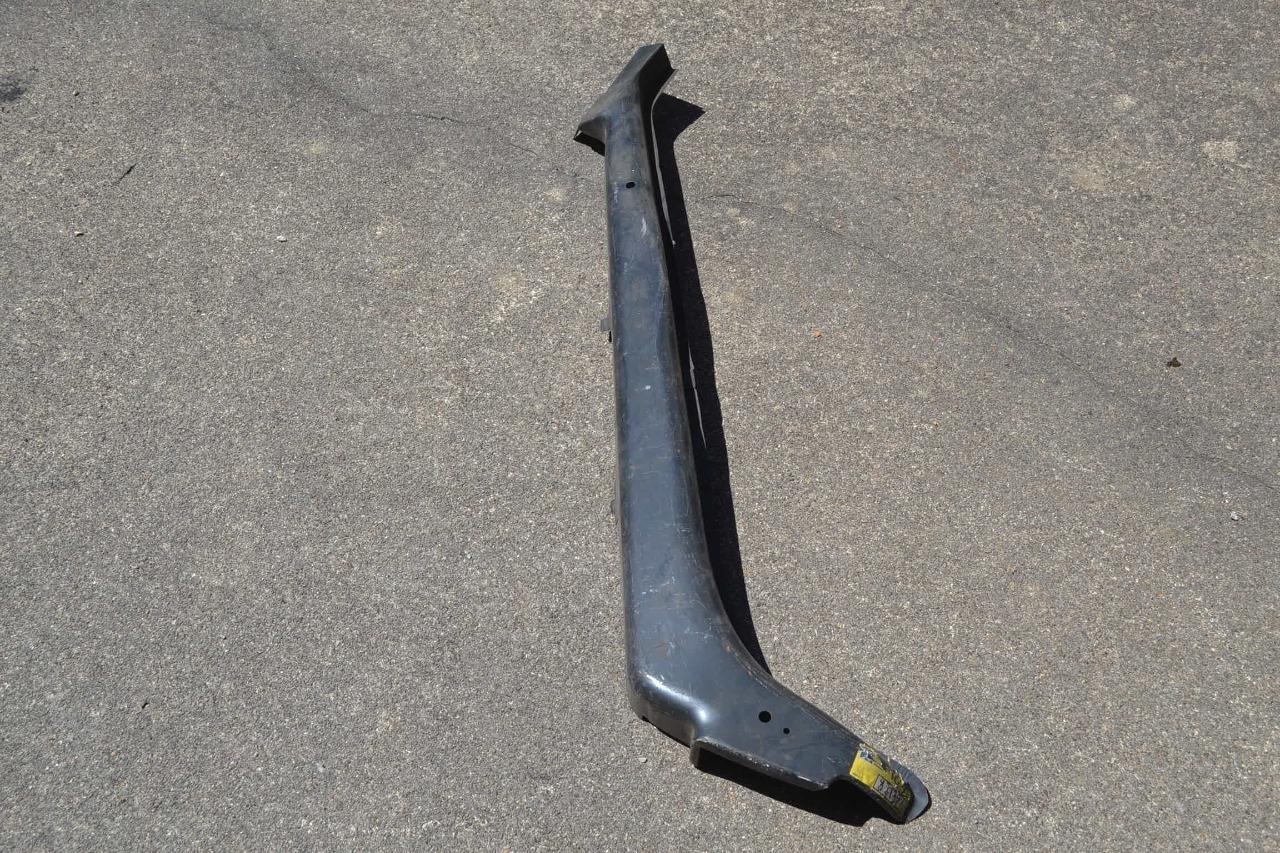 Renfort de hayon AR DT PEUGEOT 104 berline, neuf LesAnciennes.com