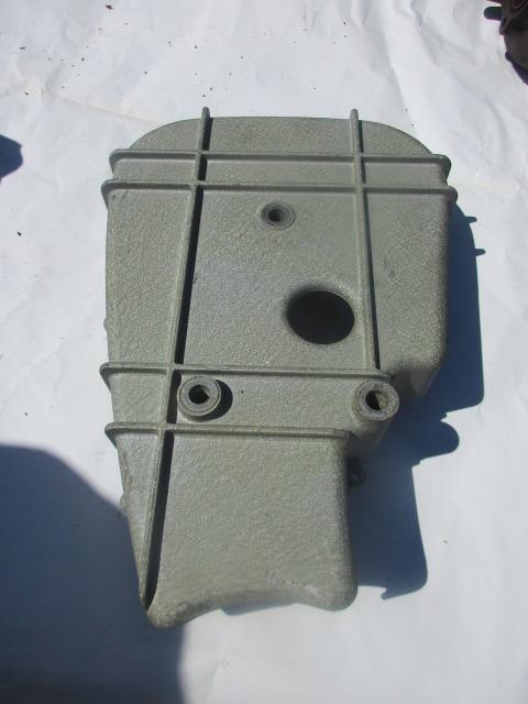 Carter distribution gauche Ferrari 288 GTO et F40 LesAnciennes.com