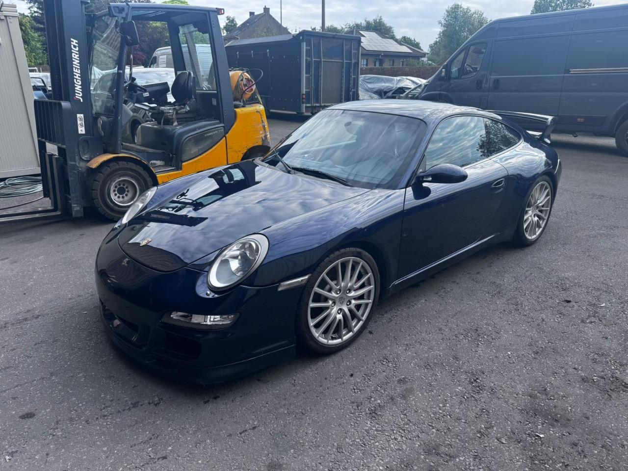 PORSCHE 911 997 - 2004 LesAnciennes.com