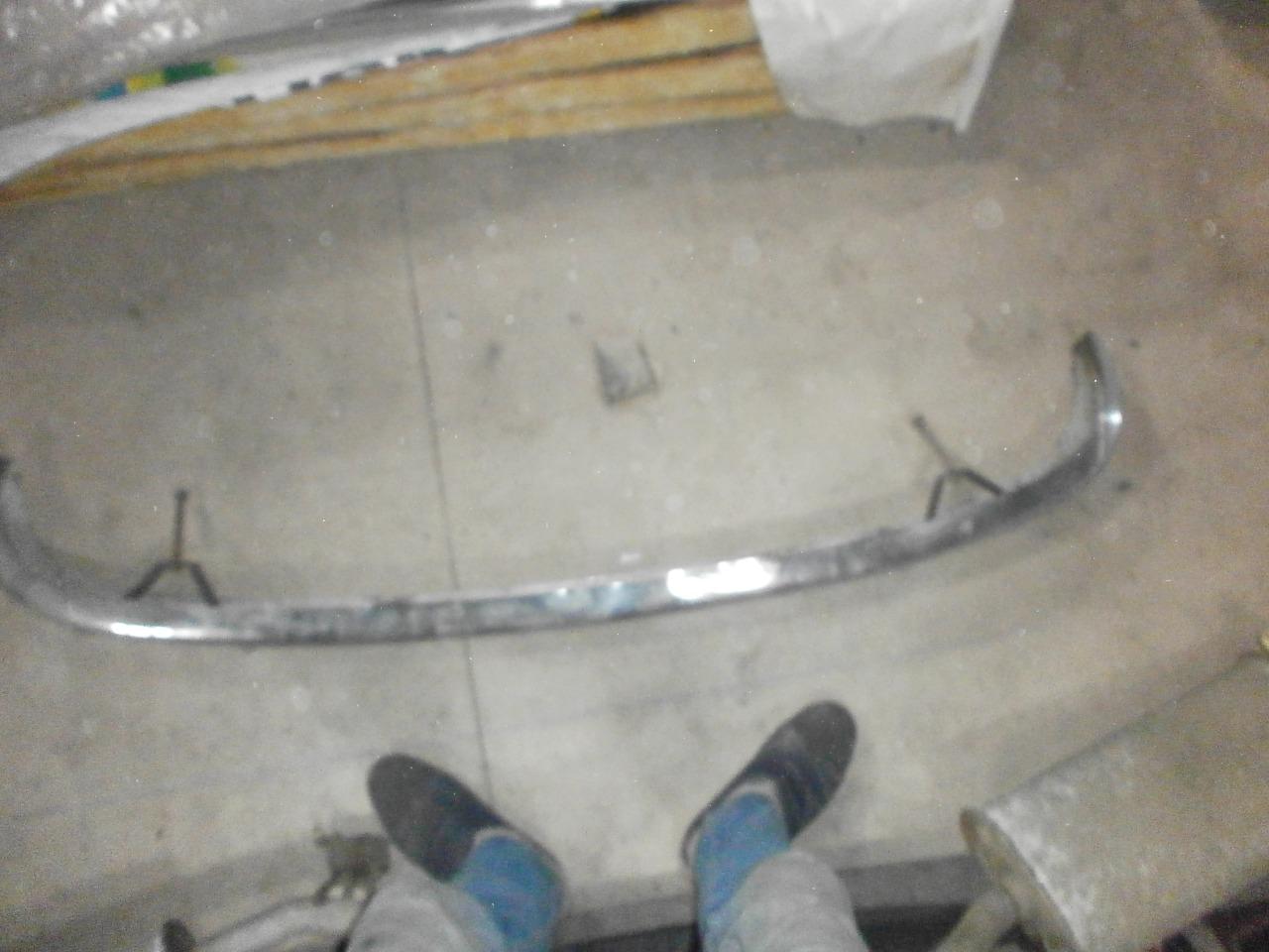 Pare chocs inconnu LesAnciennes.com