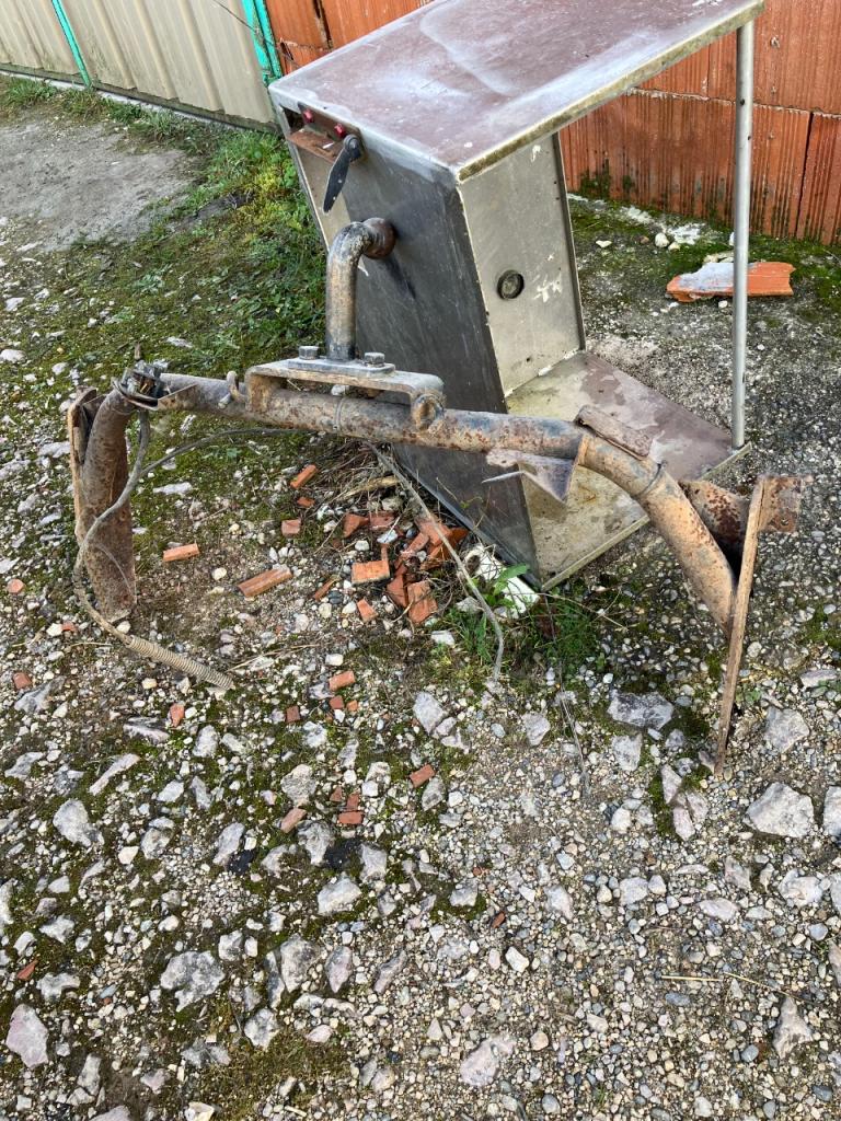 Attelage PEUGEOT 505 LesAnciennes.com