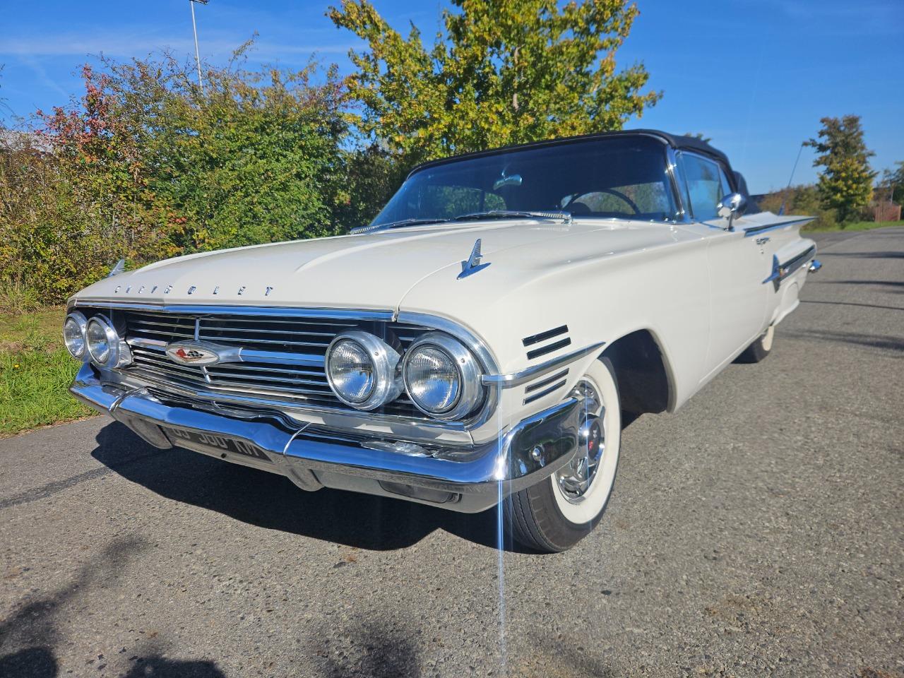 CHEVROLET Impala Cabriolet - 1960 LesAnciennes.com