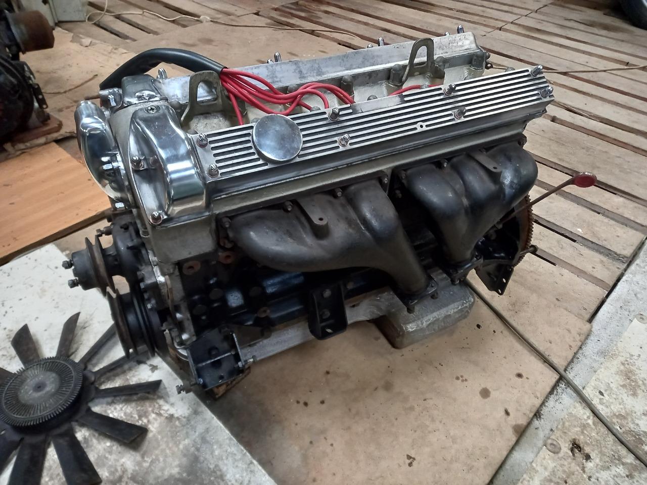 Moteur JAGUAR XJ6 2l8 LesAnciennes.com