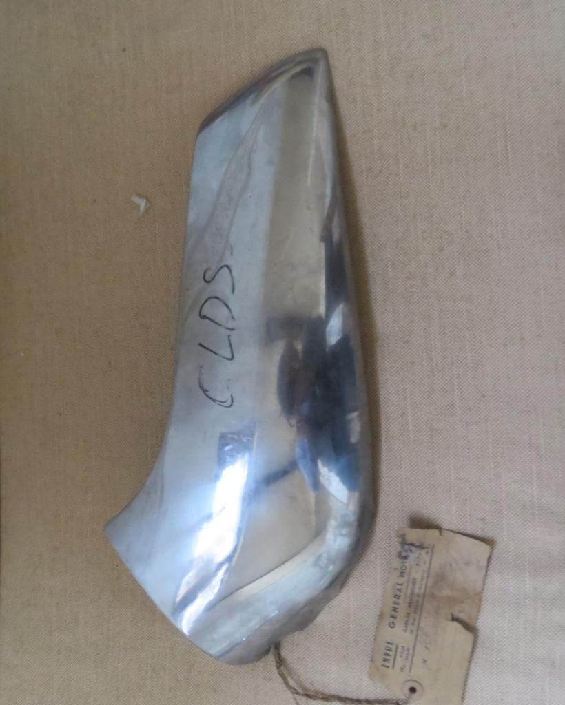 OLDSMOBILE 1953: Vends sabot d\'aile ARD en inox LesAnciennes.com