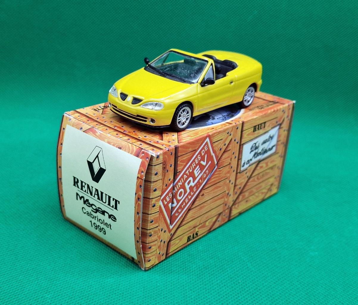 Renault Megane cabriolet - 1999 LesAnciennes.com