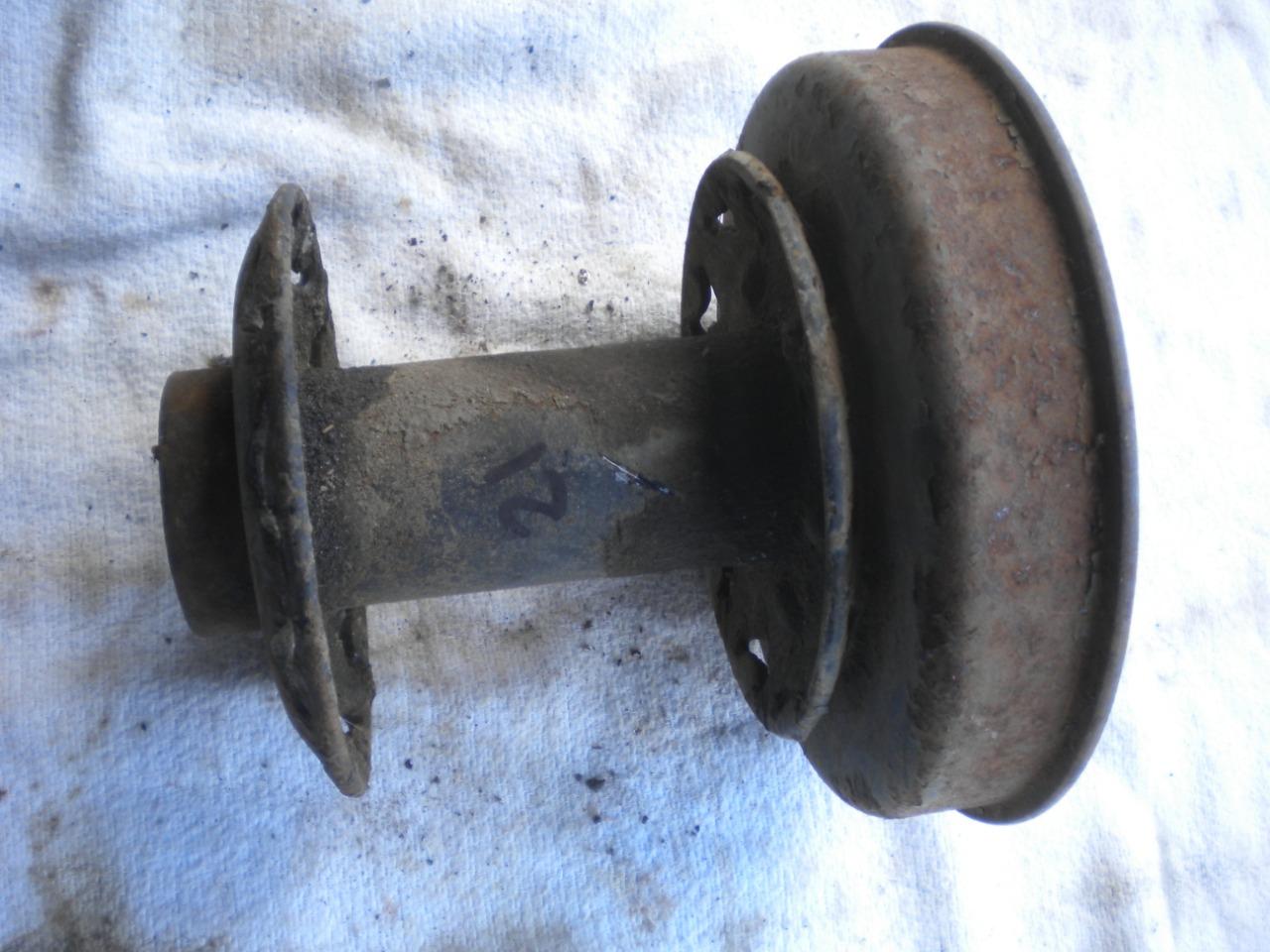 Pièces POUR MOTO ANCIENNE moyeu de roue ancien LesAnciennes.com