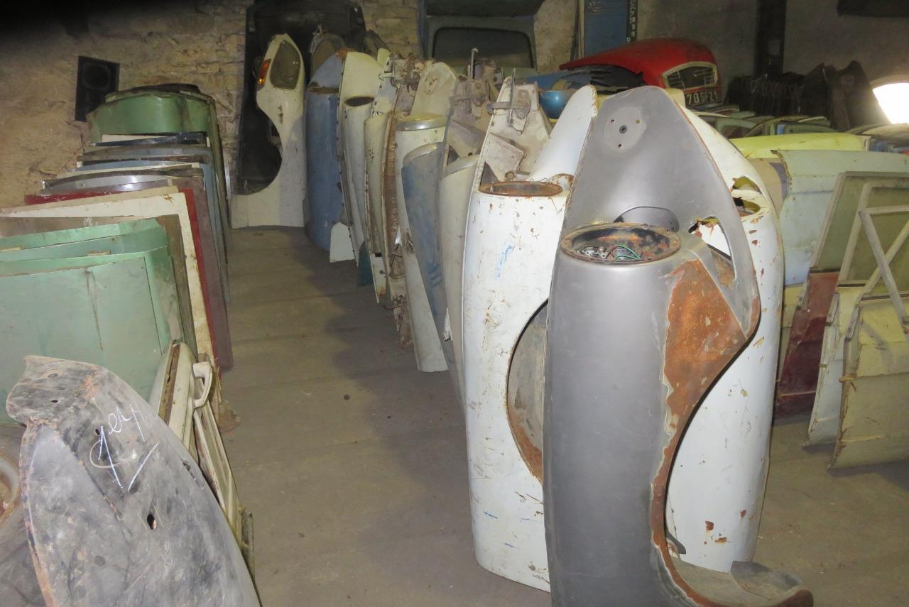 Lot de pièces CITROEN DS LesAnciennes.com