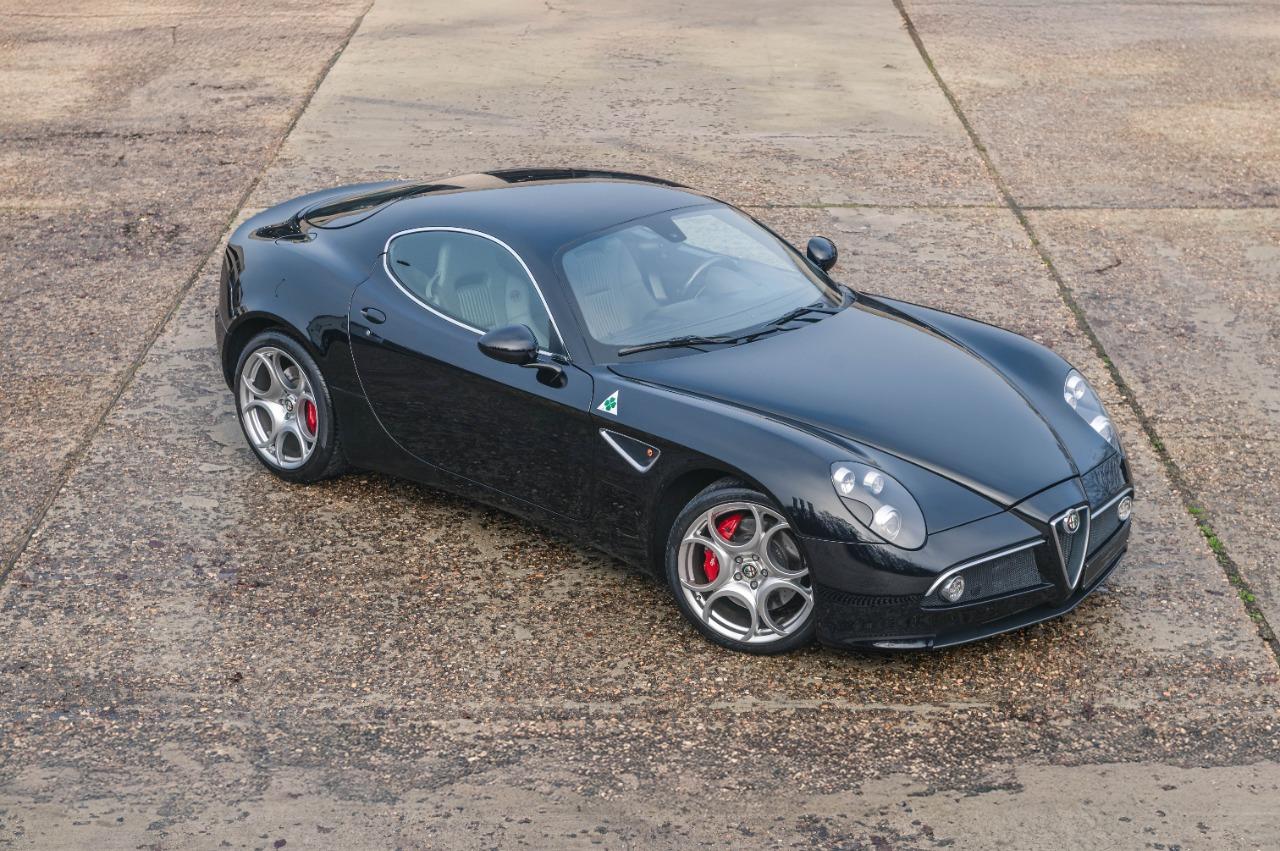 ALFA ROMEO 8C Competizione - 2008 LesAnciennes.com