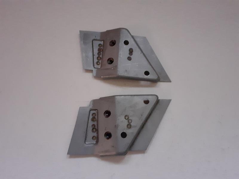 Tôle de charnière CITROEN 2CV LesAnciennes.com