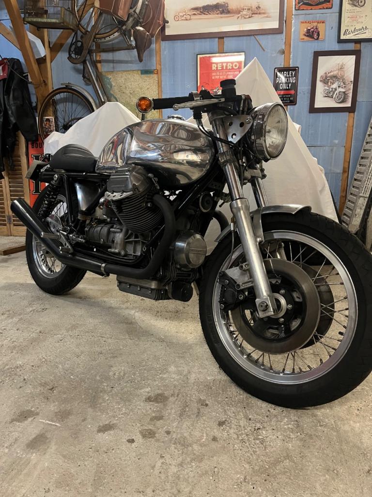 MOTO GUZZI Café racer - 1974 LesAnciennes.com