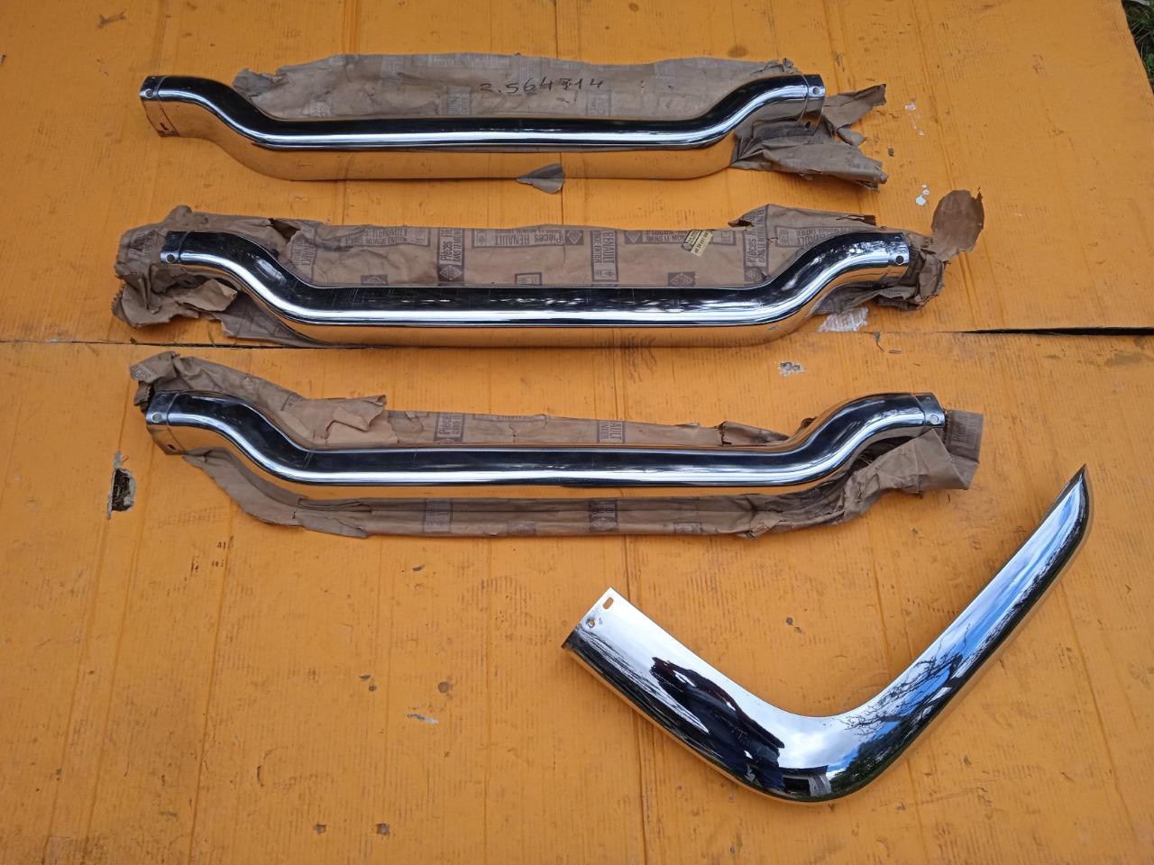 Pièces RENAULT 10 (R10) pares chocs LesAnciennes.com