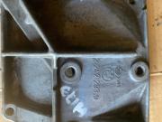 image_0-Support compresseur clim. BMW 524 td
