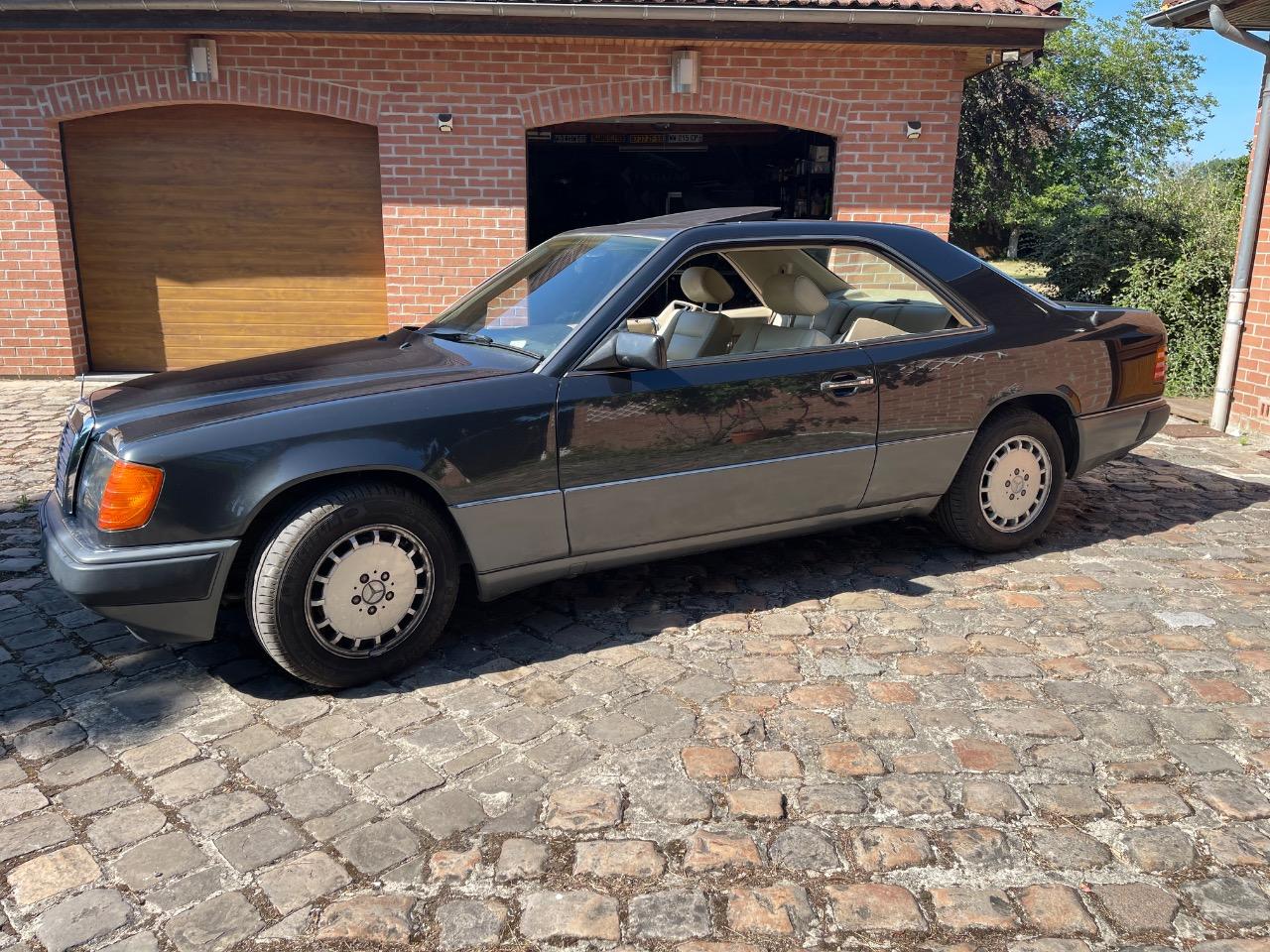 1992 Mercedes 300 300 CE W124, foto 2