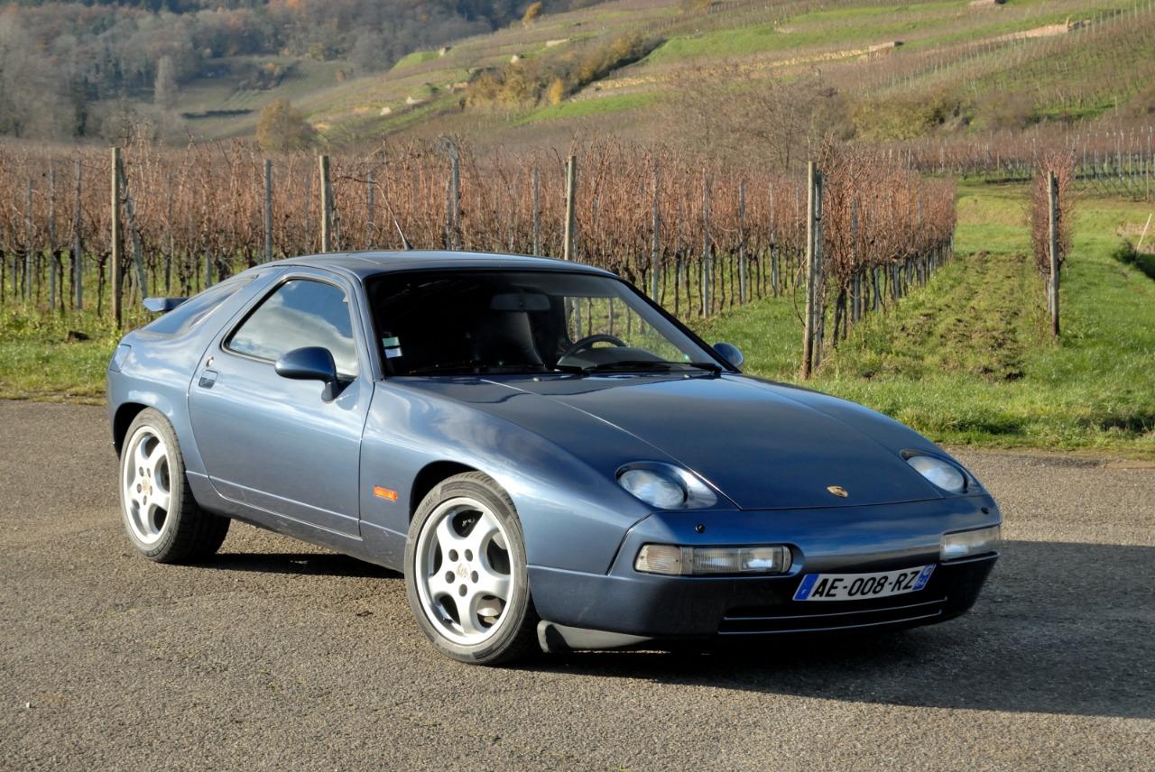 PORSCHE 928 GT - 1990 LesAnciennes.com