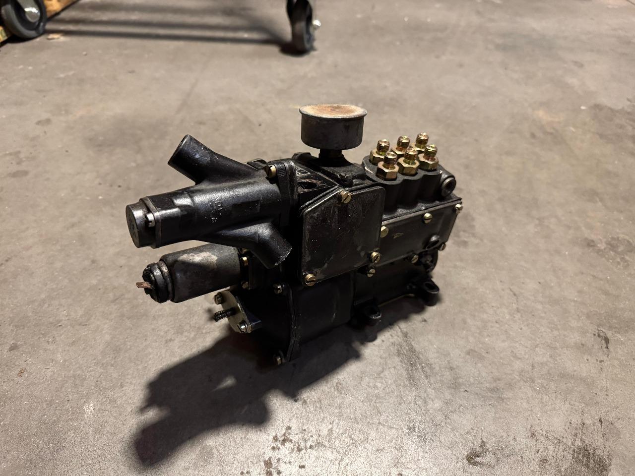 Pompe d’injection PORSCHE 911 LesAnciennes.com