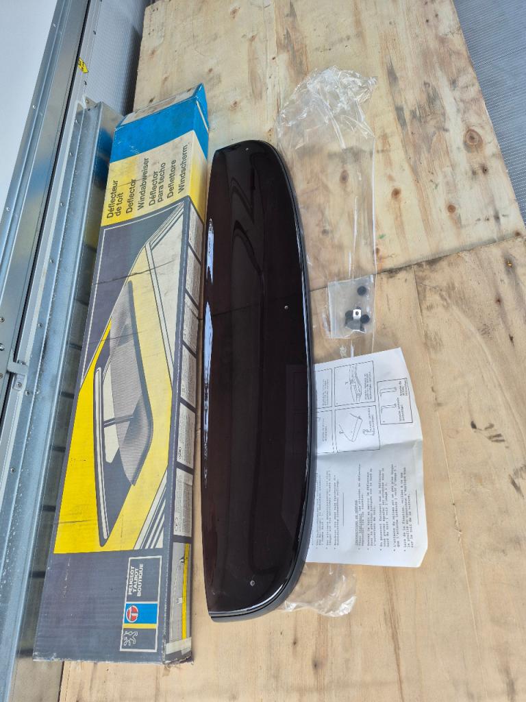 Deflecteur Toit Ouvrant PEUGEOT 405 LesAnciennes.com