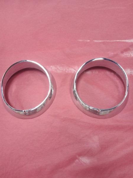 Contours de phare STUDEBAKER Flight Hawk LesAnciennes.com