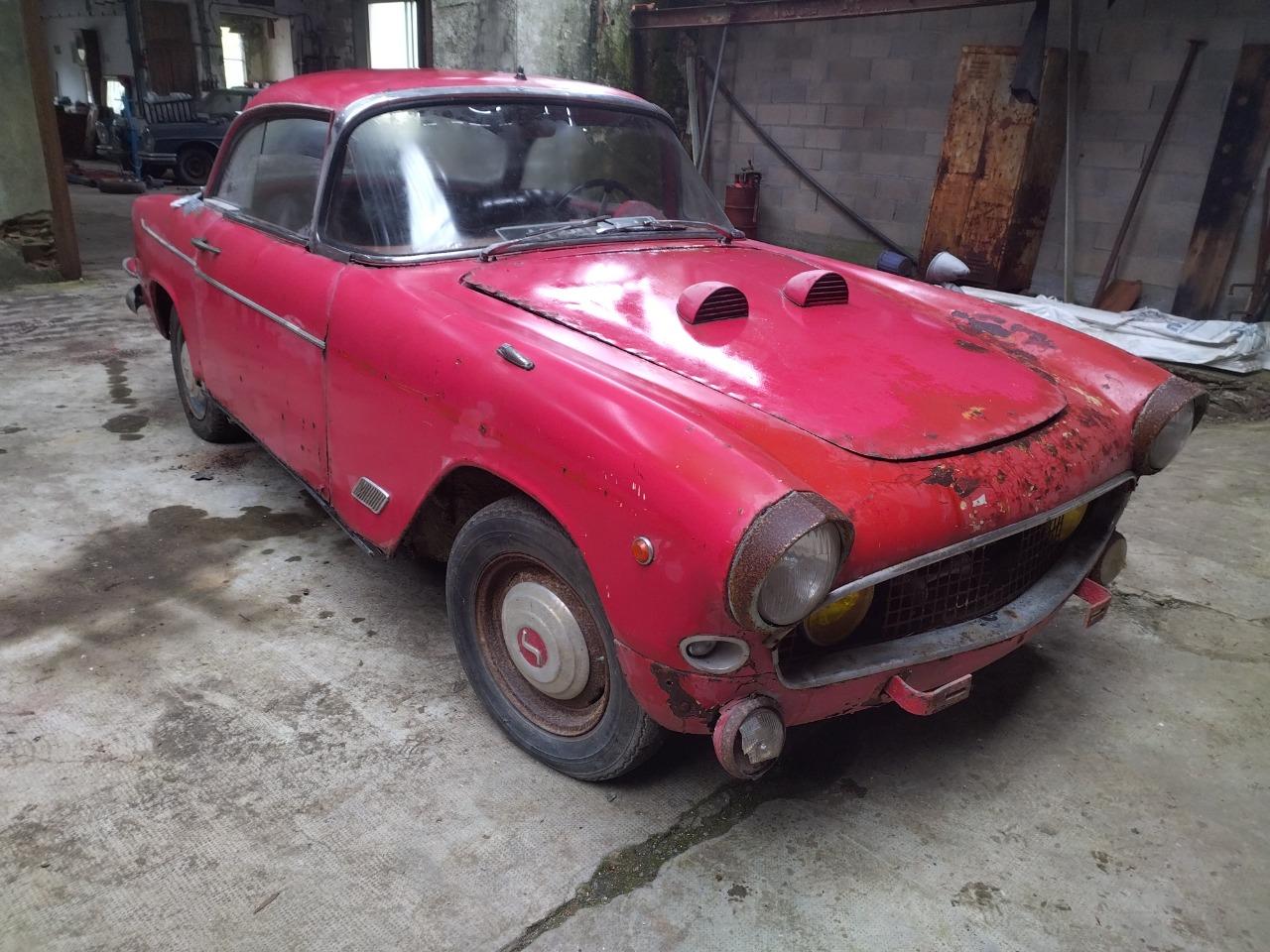 SIMCA Plein Ciel - 1960 LesAnciennes.com