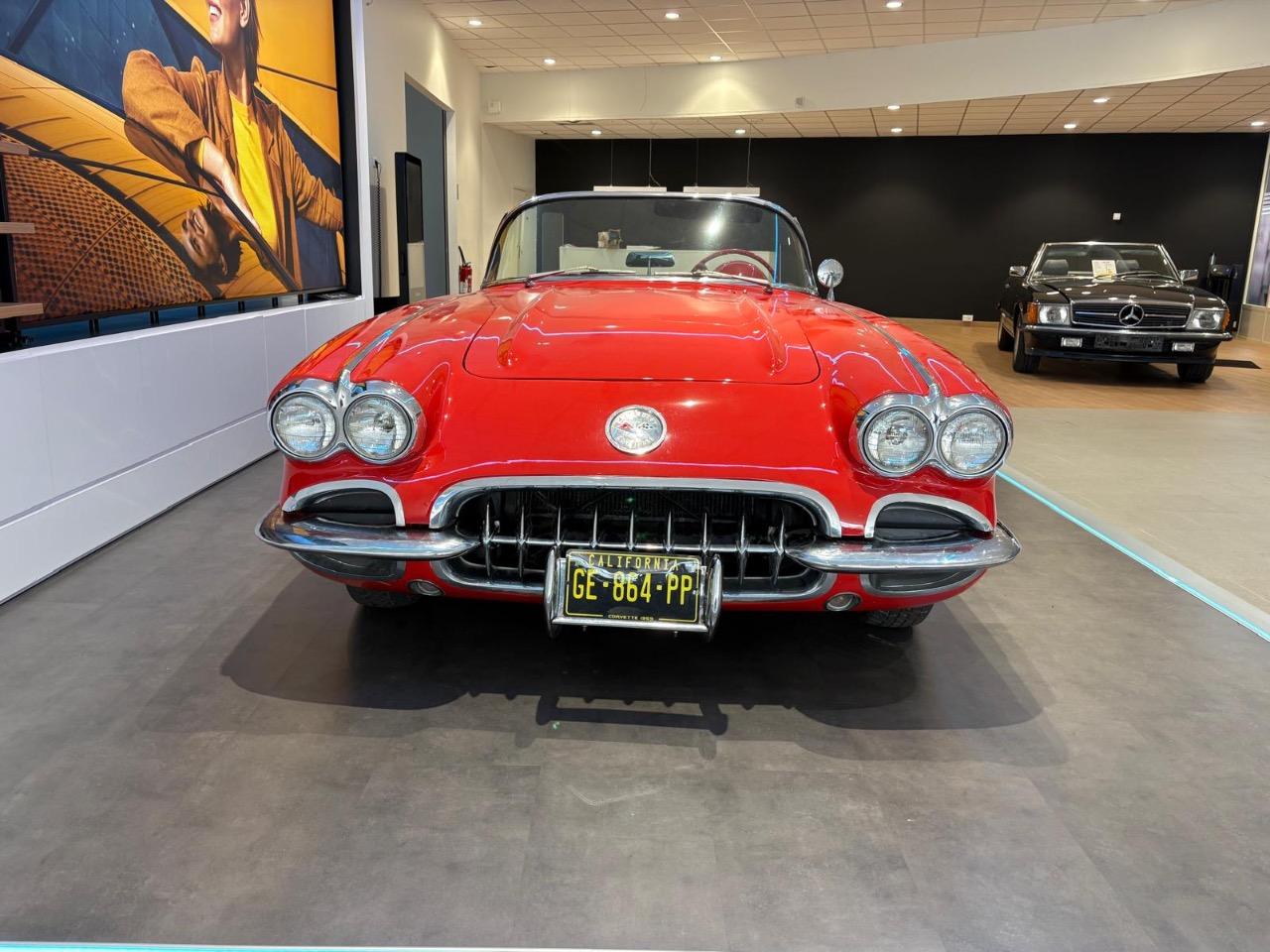 CHEVROLET Corvette C1 3.9 150 CABRIOLET - 1959 LesAnciennes.com