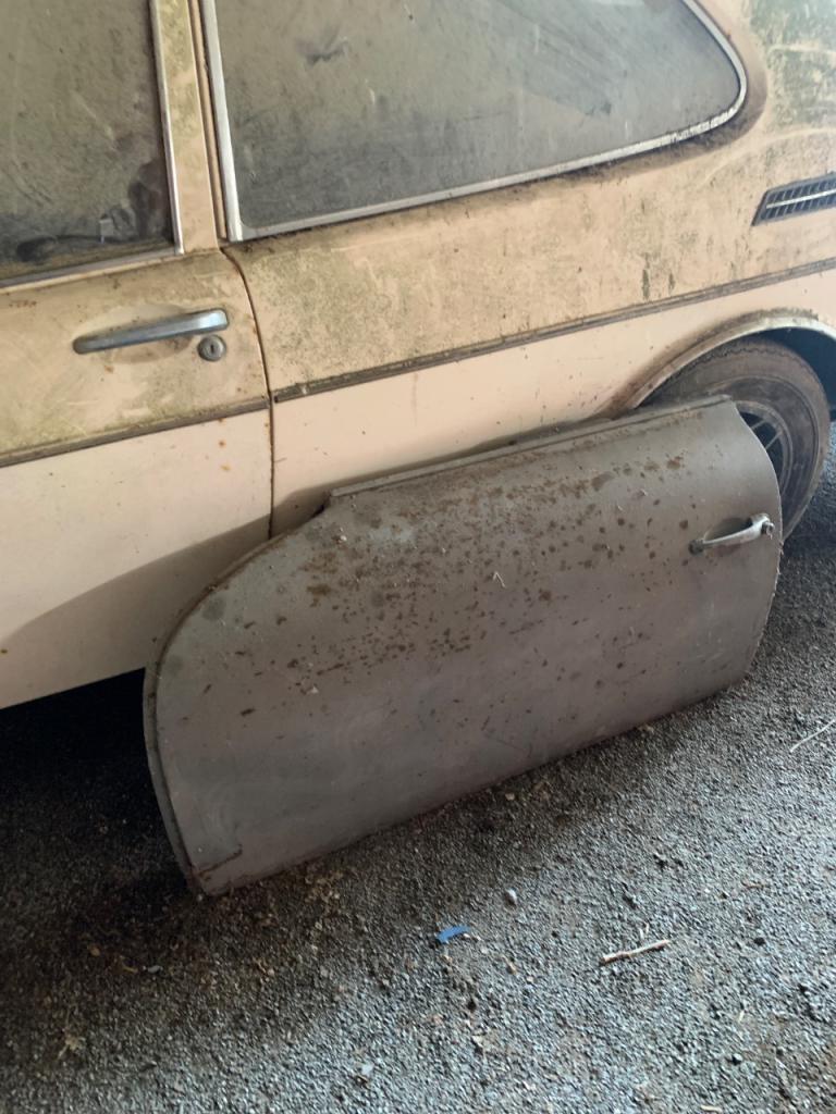 Porte gauche Porsche 356 LesAnciennes.com