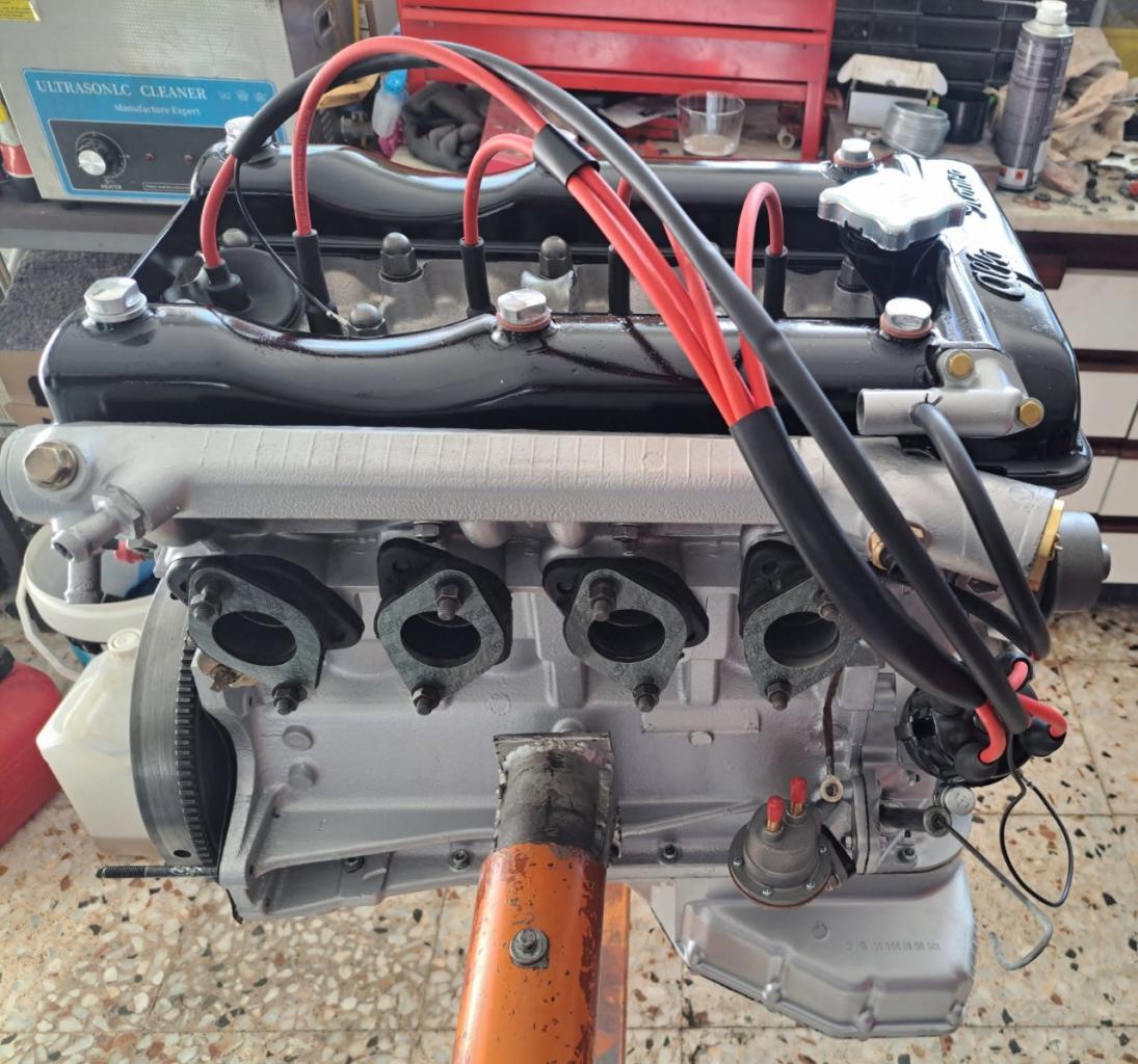 MOTEUR ALFA ROMEO 1600 coupe Bertone LesAnciennes.com