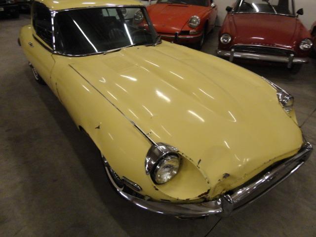 JAGUAR Type E Coupe 4.2 Automat - 1969 LesAnciennes.com