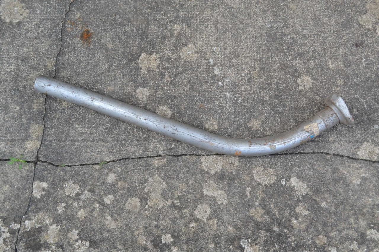 Tuyau AV PEUGEOT 104 berline, coupé, neuf LesAnciennes.com