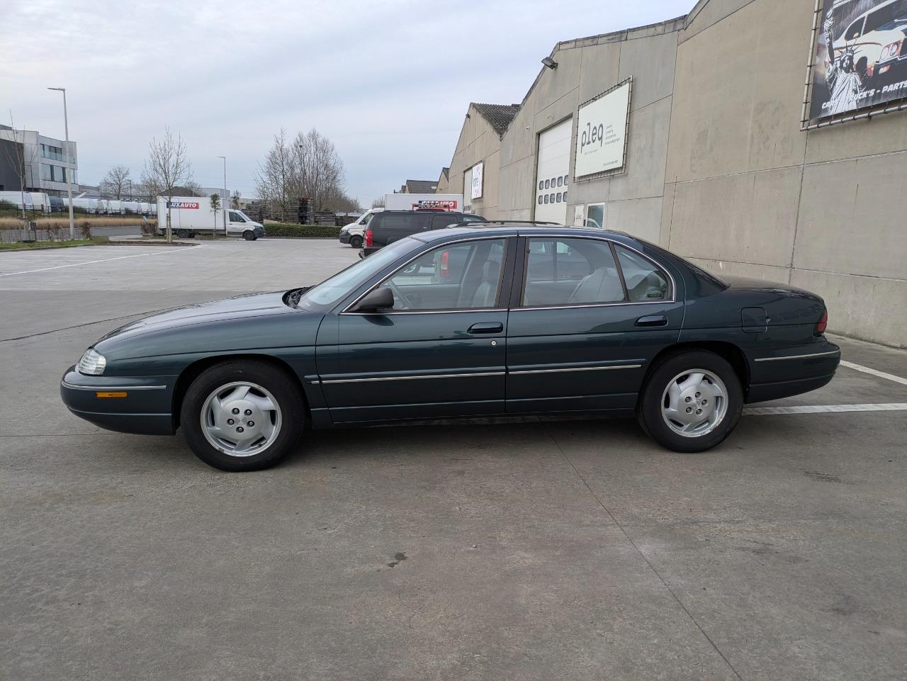 CHEVROLET LUMINA BERLINE 4 portes . - 1996 LesAnciennes.com