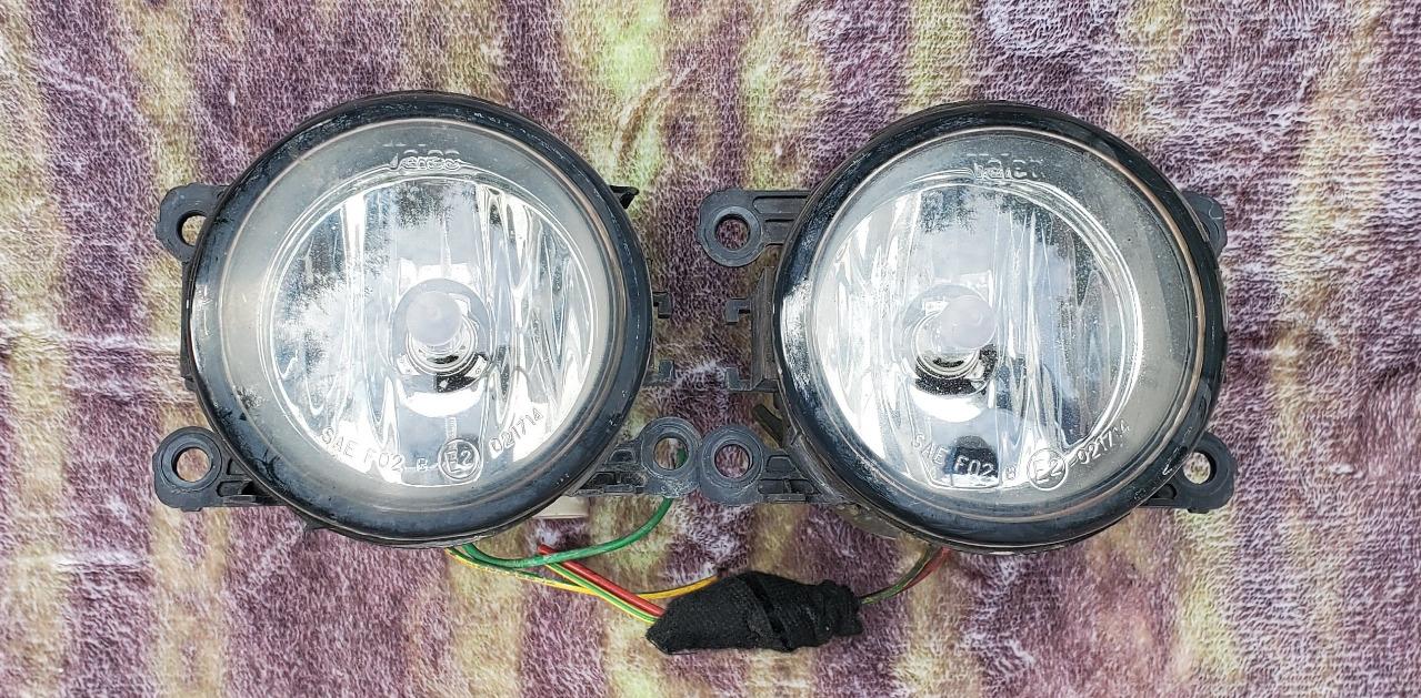 Phares antibrouillard gauche et droit PEUGEOT 307 LesAnciennes.com