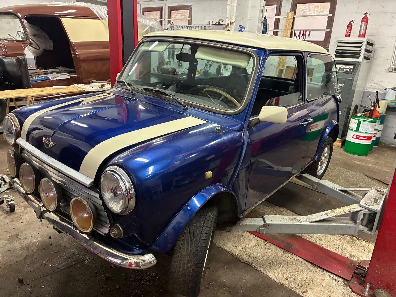 MINI Cooper 1300 - 1994 LesAnciennes.com