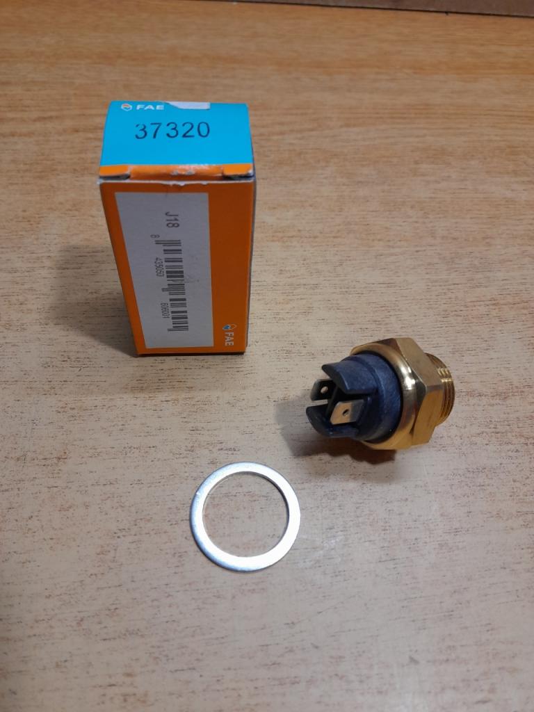 Thermocontact ventilateur radiateur R4 R5 R11 LesAnciennes.com