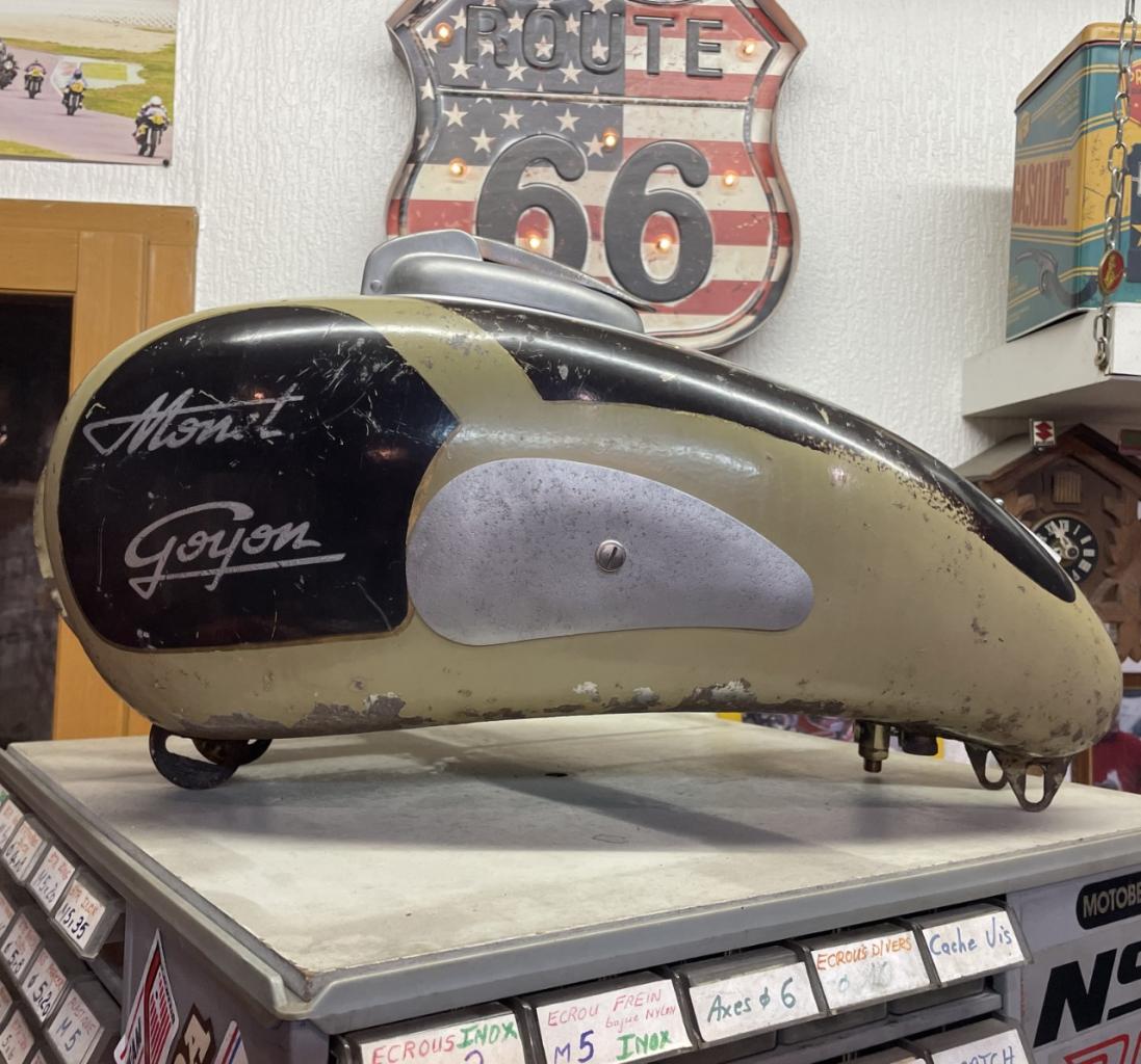 RESERVOIR MONET GOYON 125 S6VS mottaz LesAnciennes.com