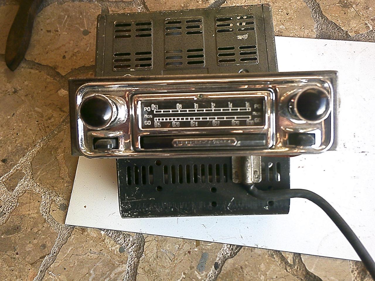 Autoradio MERCEDES 190 SL LesAnciennes.com