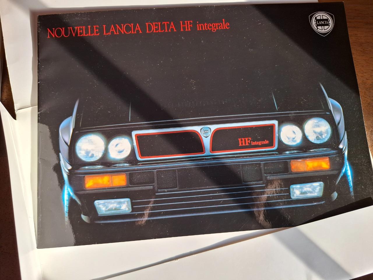 Lancia delta HF integrale catalogue 1988 LesAnciennes.com