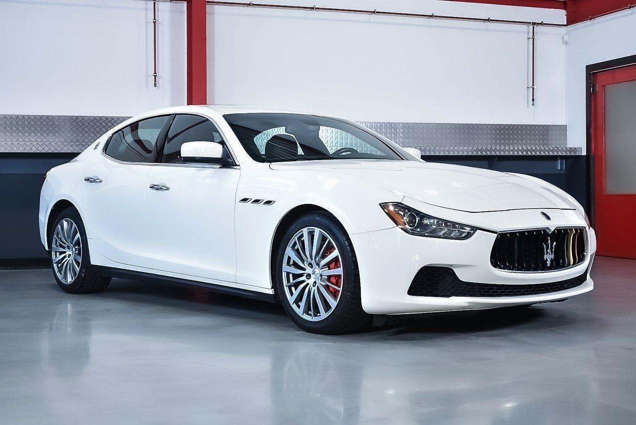 2015 Maserati Q4 Ghibli Sedan 3,0L V6 LesAnciennes.com